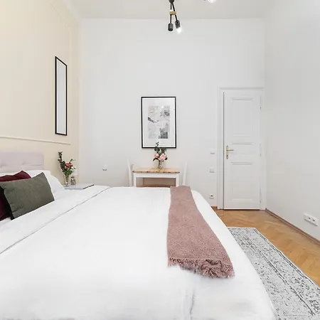 1# Fancy Share With Own Bathroom * Prague