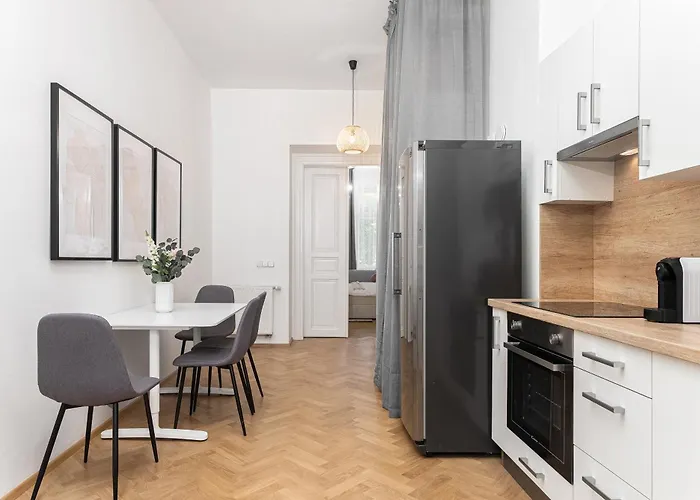 1# Fancy Share With Own Bathroom * Prag