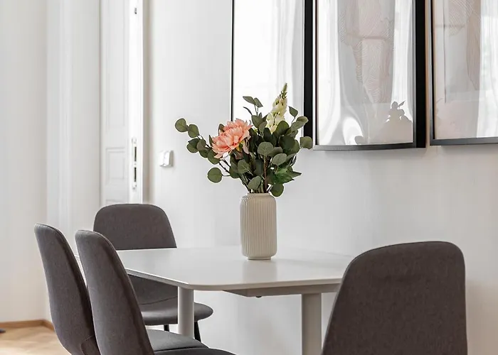 Rum i privatbostad 1# Fancy Share With Own Bathroom *