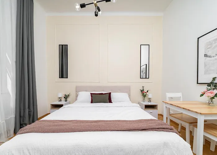 1# Fancy Share With Own Bathroom Prag